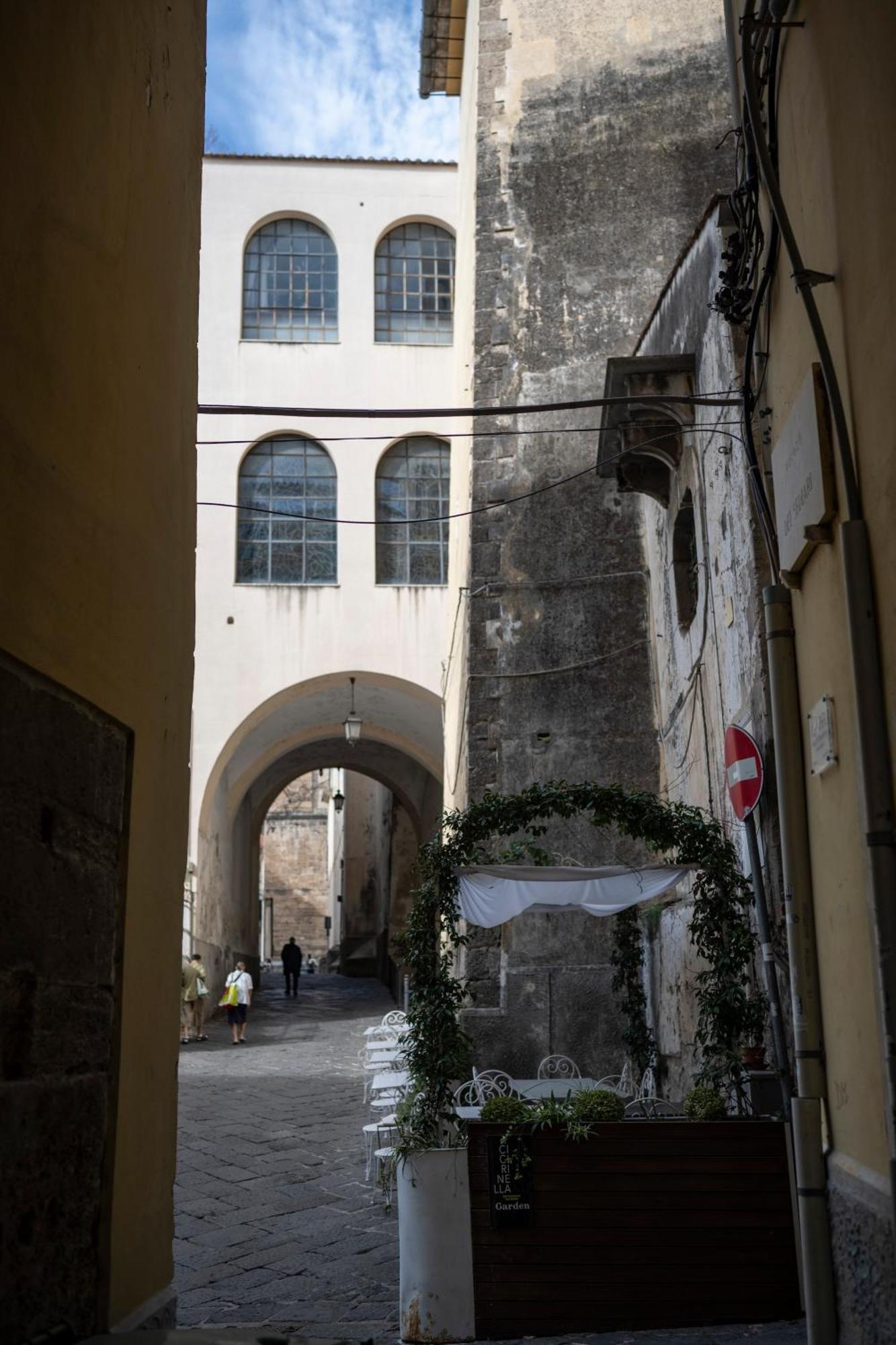 Anni Apartment Salerno Buitenkant foto