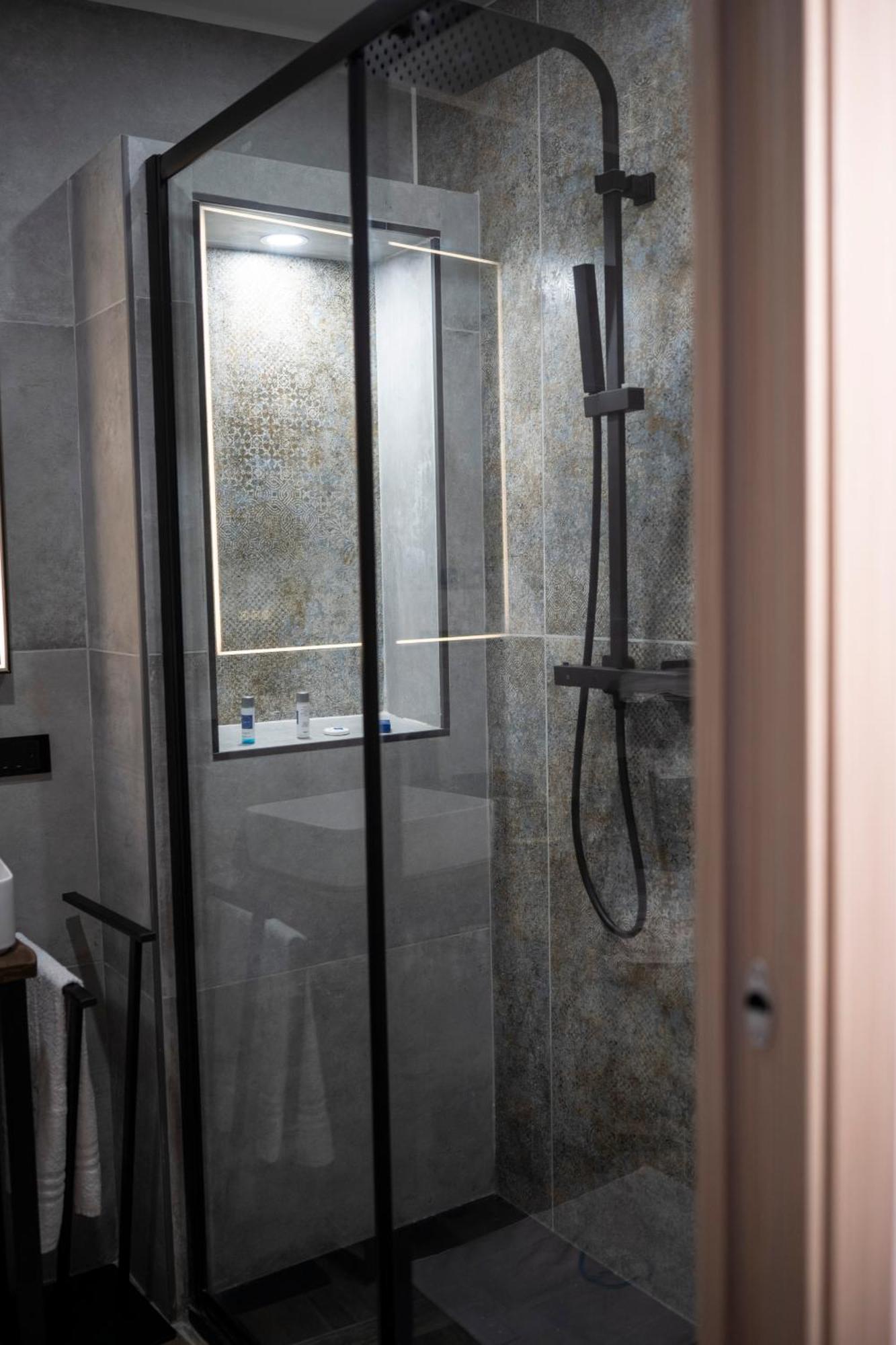 Anni Apartment Salerno Buitenkant foto
